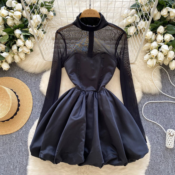 Elegant Women's Evening Party Dress – Sheer Mesh Panel, Long Sleeves, Zipper Closure, French Style, Solid Color, Short Dress