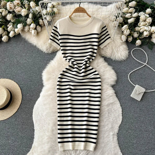 Summer Striped Knitted Bodycon Midi Dress - O Neck