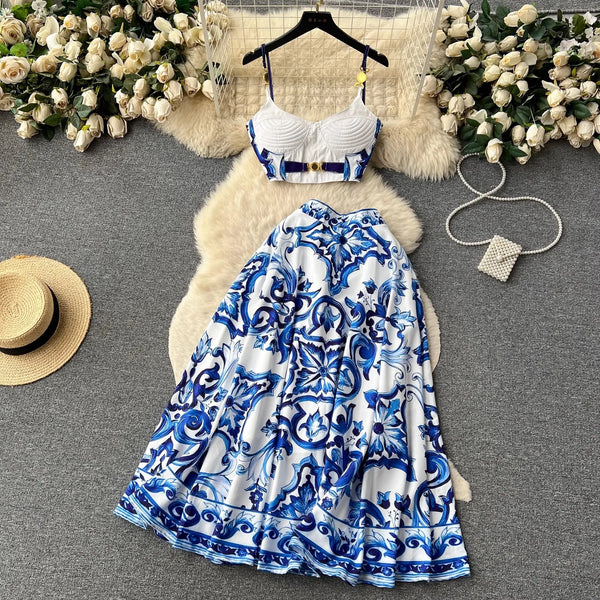 Summer  Red Blue And White Porcelain Two Piece Set